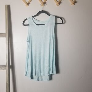 NINE WEST BLUE AND WHITE SOFT TANK SIZE LARGE